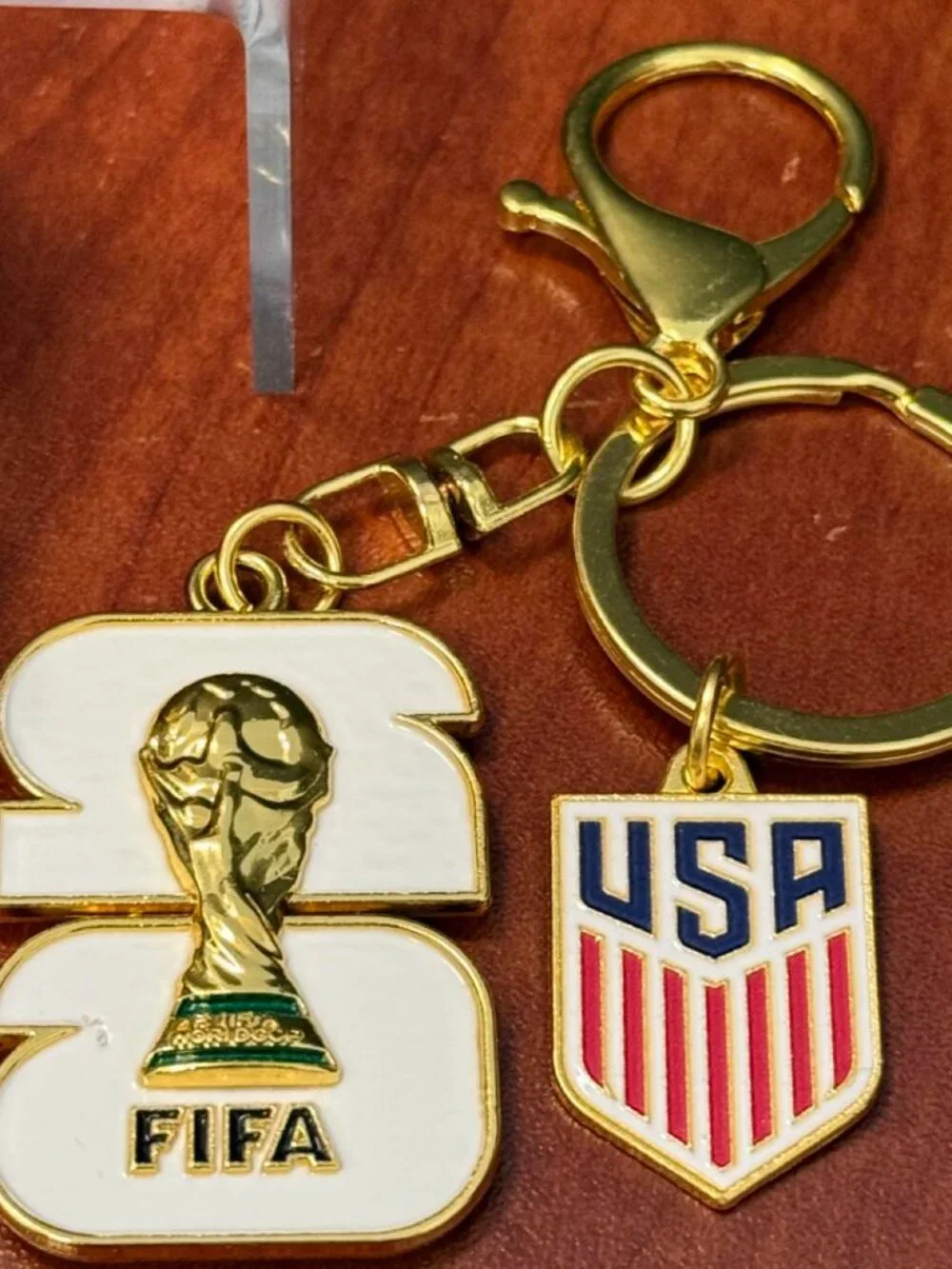 USA 2026 World Cup 3-Piece Keychain Set – Trophy, USA Crest & Mini Ball
